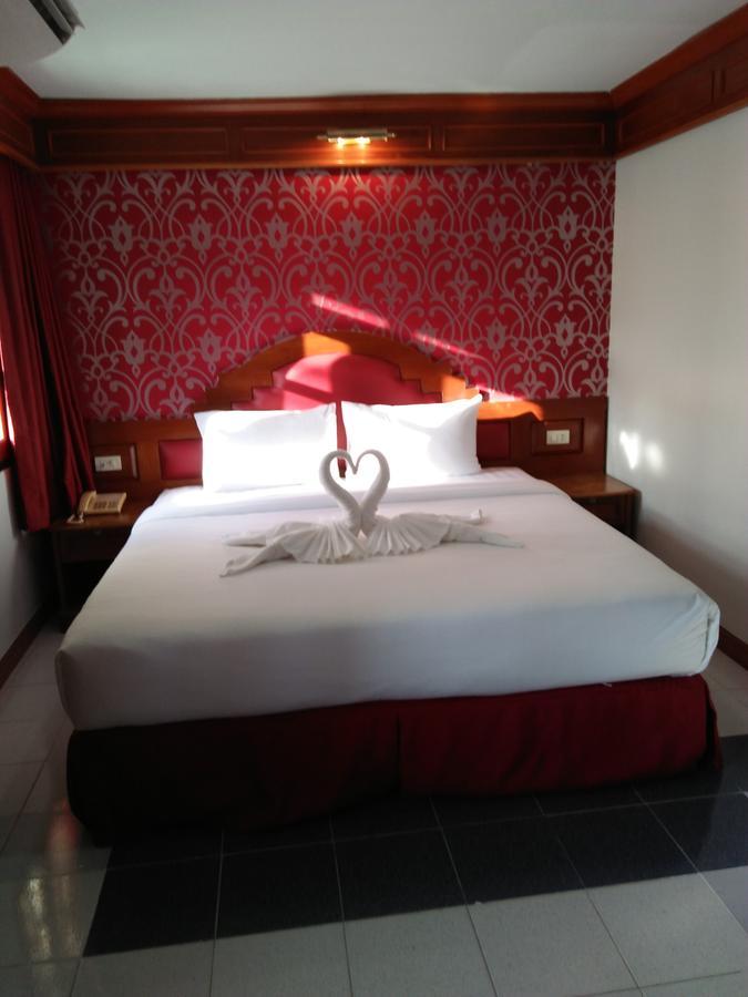 Taj Phuket Inn Patong Εξωτερικό φωτογραφία