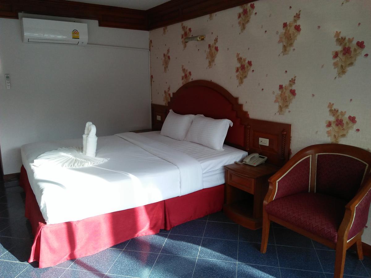Taj Phuket Inn Patong Εξωτερικό φωτογραφία