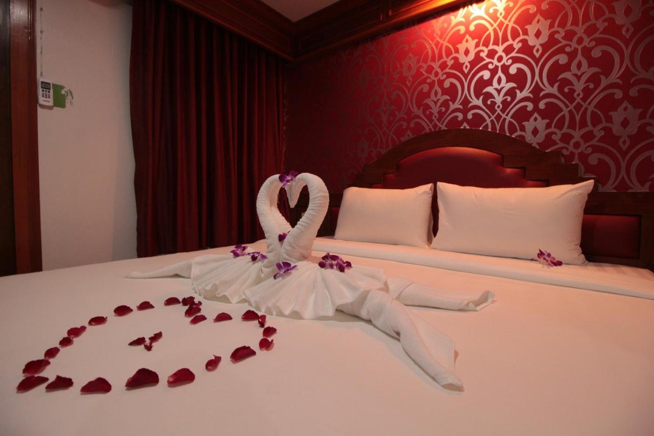 Taj Phuket Inn Patong Εξωτερικό φωτογραφία