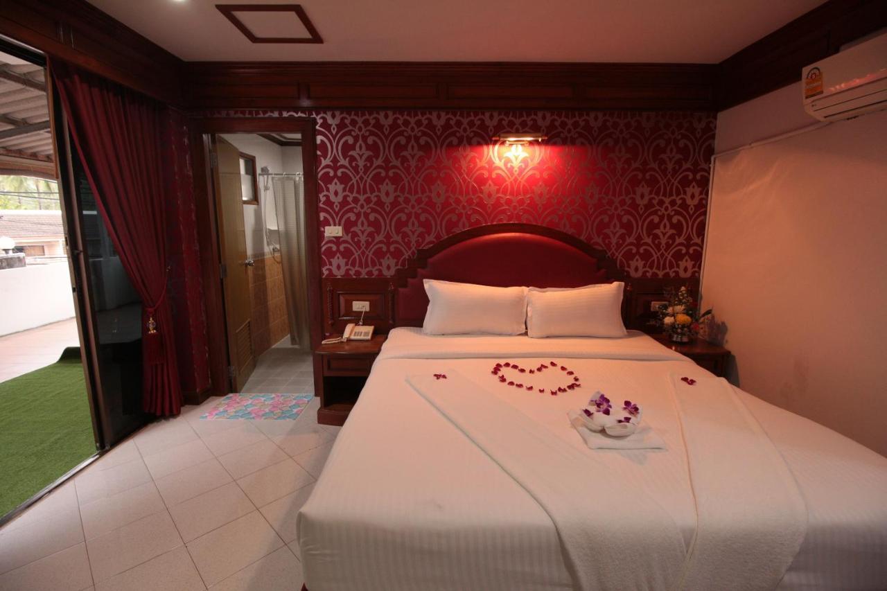 Taj Phuket Inn Patong Εξωτερικό φωτογραφία