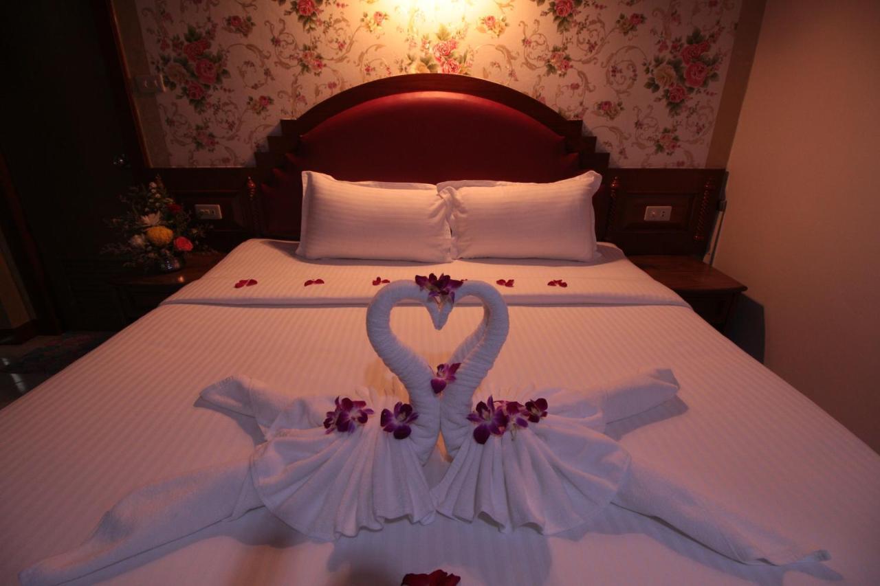 Taj Phuket Inn Patong Εξωτερικό φωτογραφία